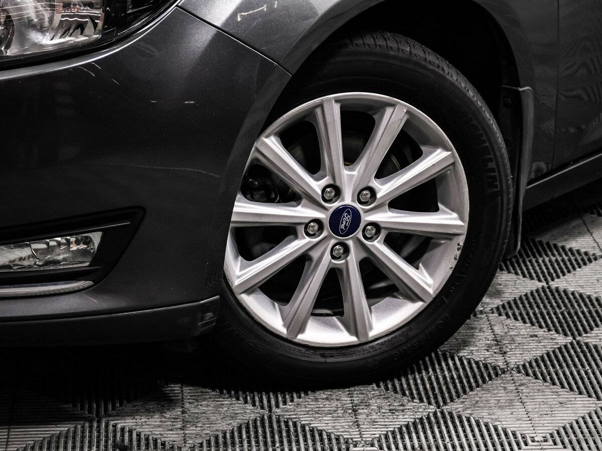 Купить Ford Focus с пробегом. Фото: #13