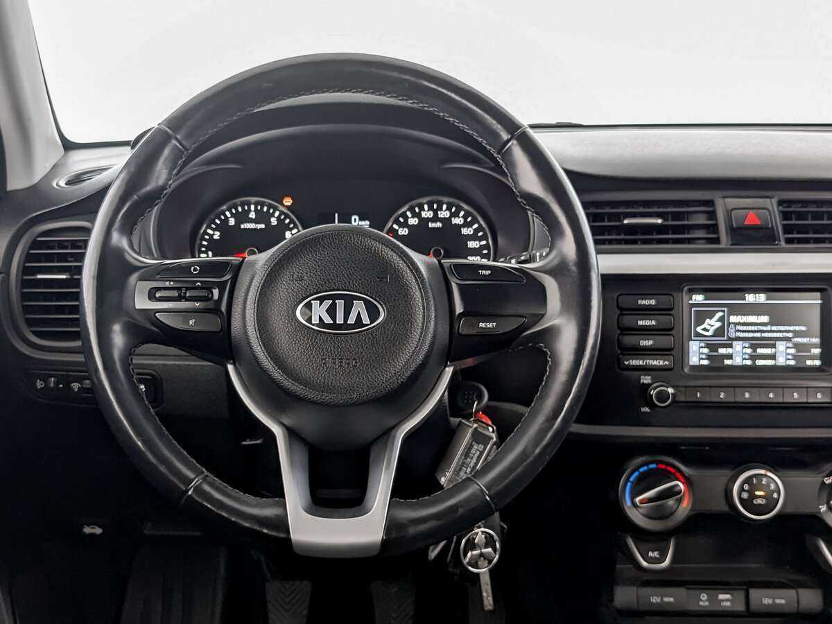 Купить Kia Rio с пробегом. Фото: #15