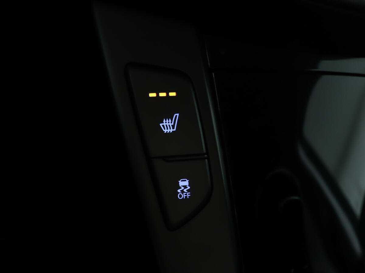 Купить Hyundai i40 с пробегом. Фото: #19