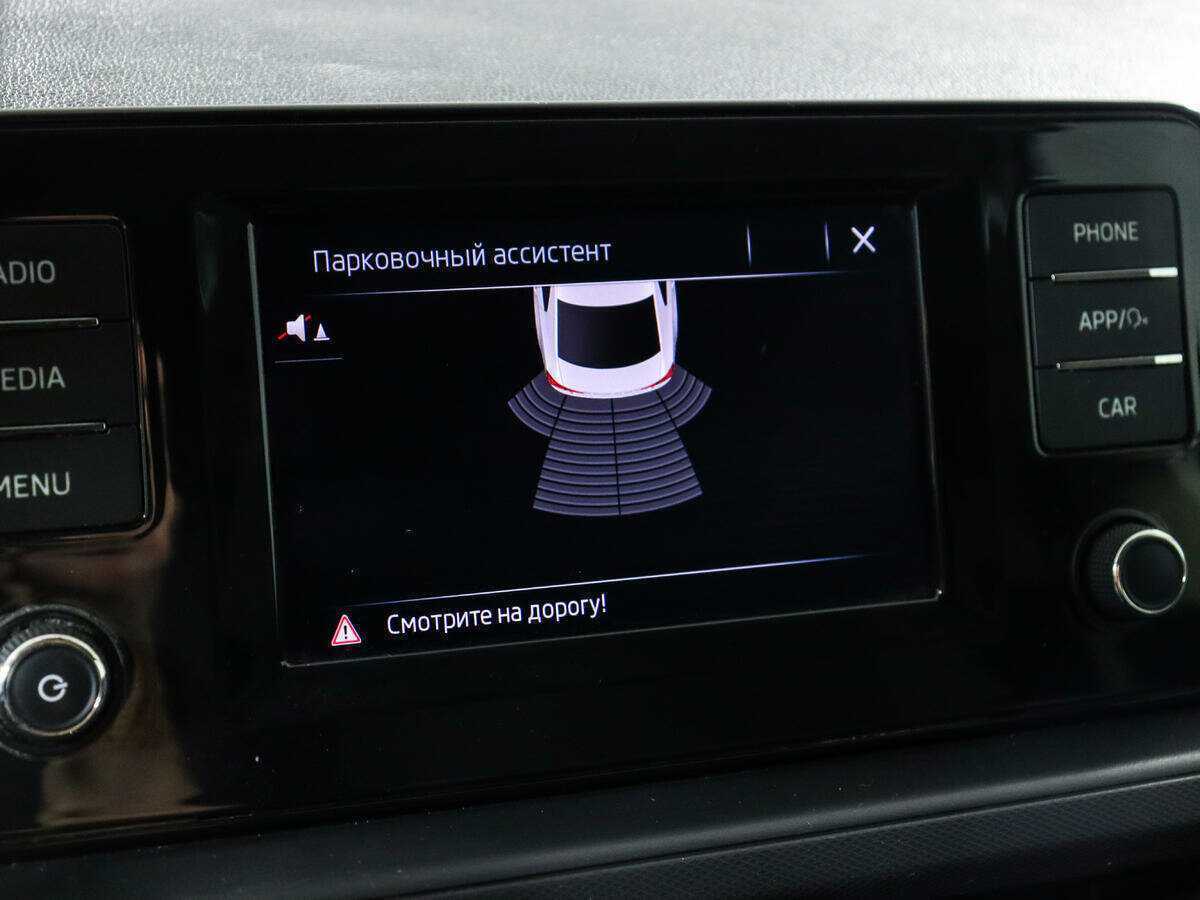 Купить Skoda Rapid с пробегом. Фото: #12