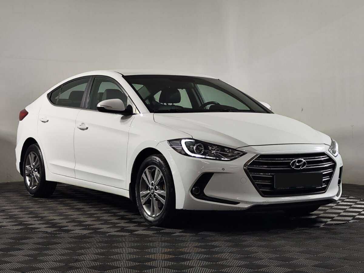 Купить Hyundai Elantra с пробегом. Фото: #1