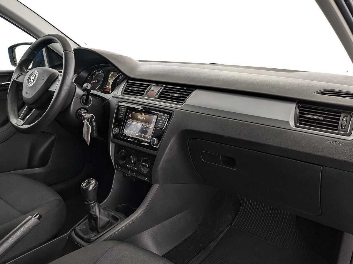 Купить Skoda Rapid с пробегом. Фото: #8