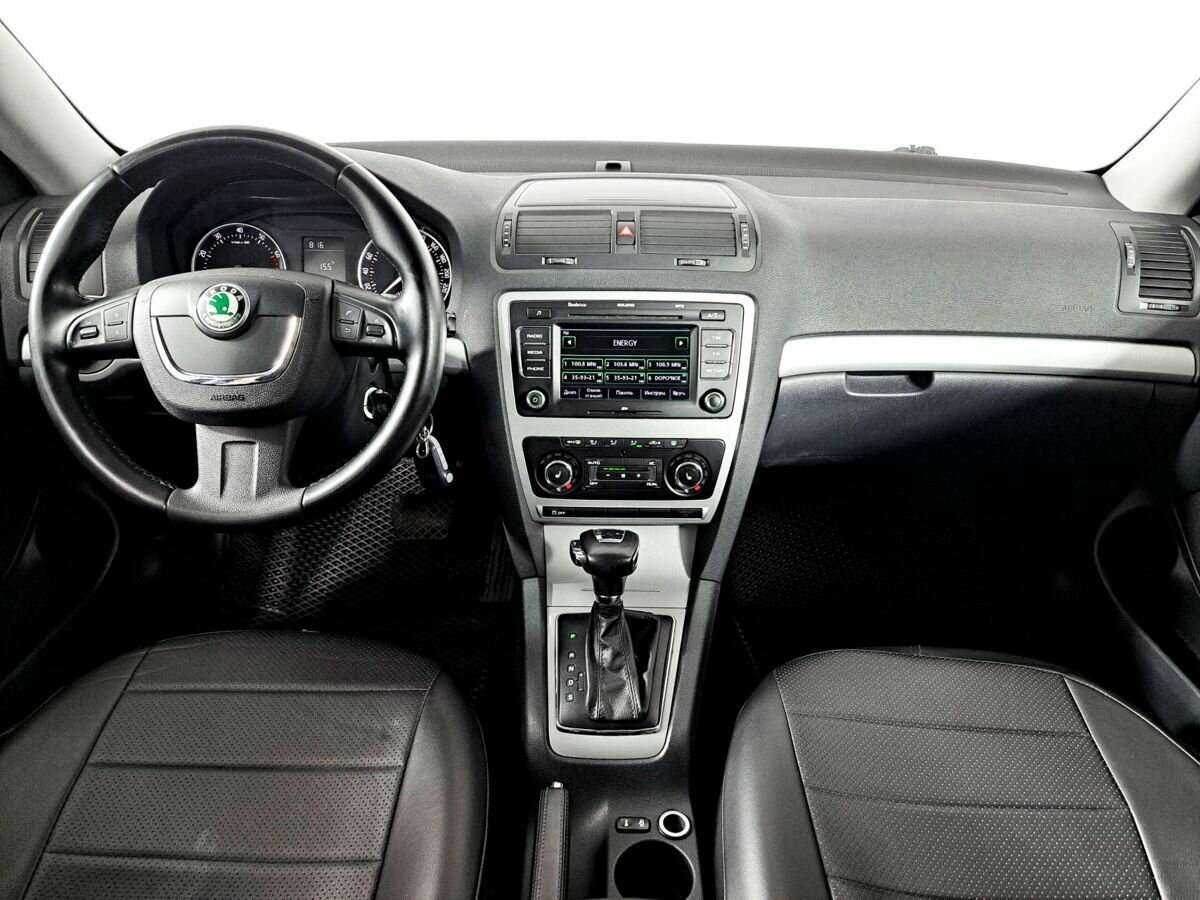 Купить Skoda Octavia с пробегом. Фото: #10