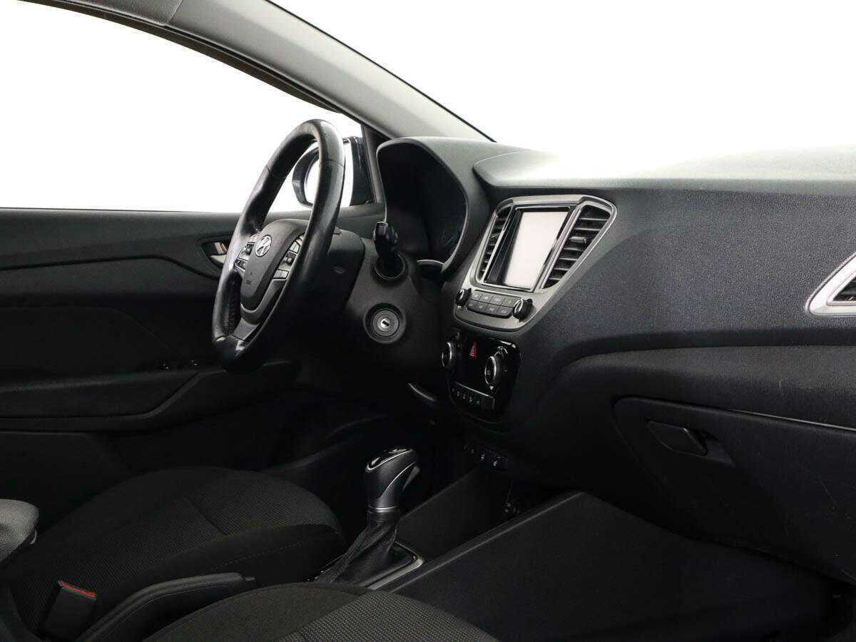 Купить Hyundai Solaris с пробегом. Фото: #6