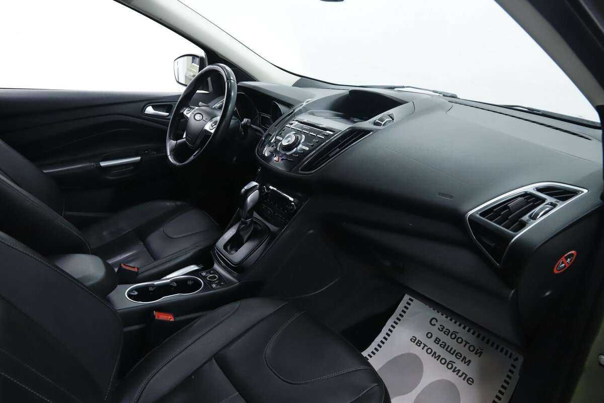 Купить Ford Kuga с пробегом. Фото: #17