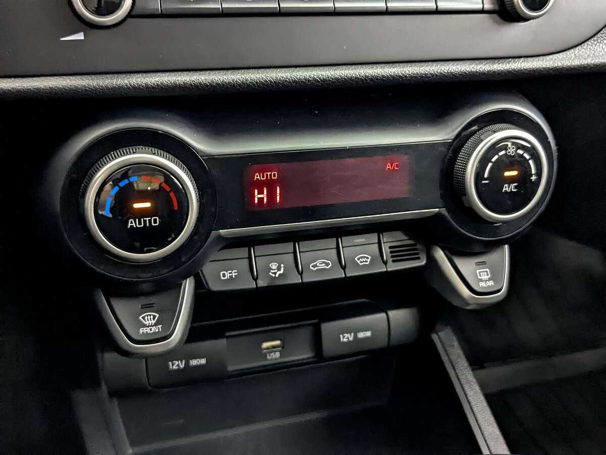 Купить Kia Rio с пробегом. Фото: #16