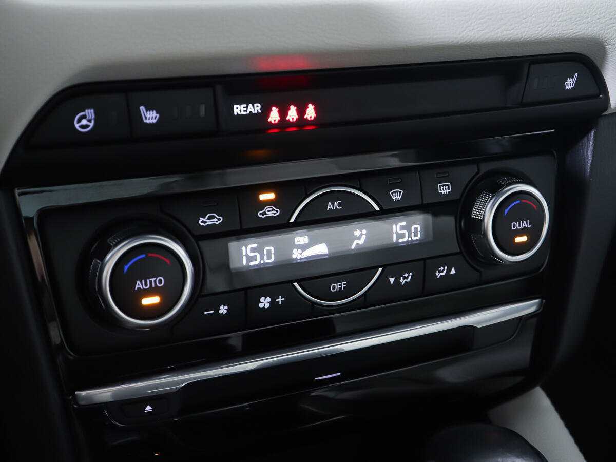 Купить Mazda 6 с пробегом. Фото: #17