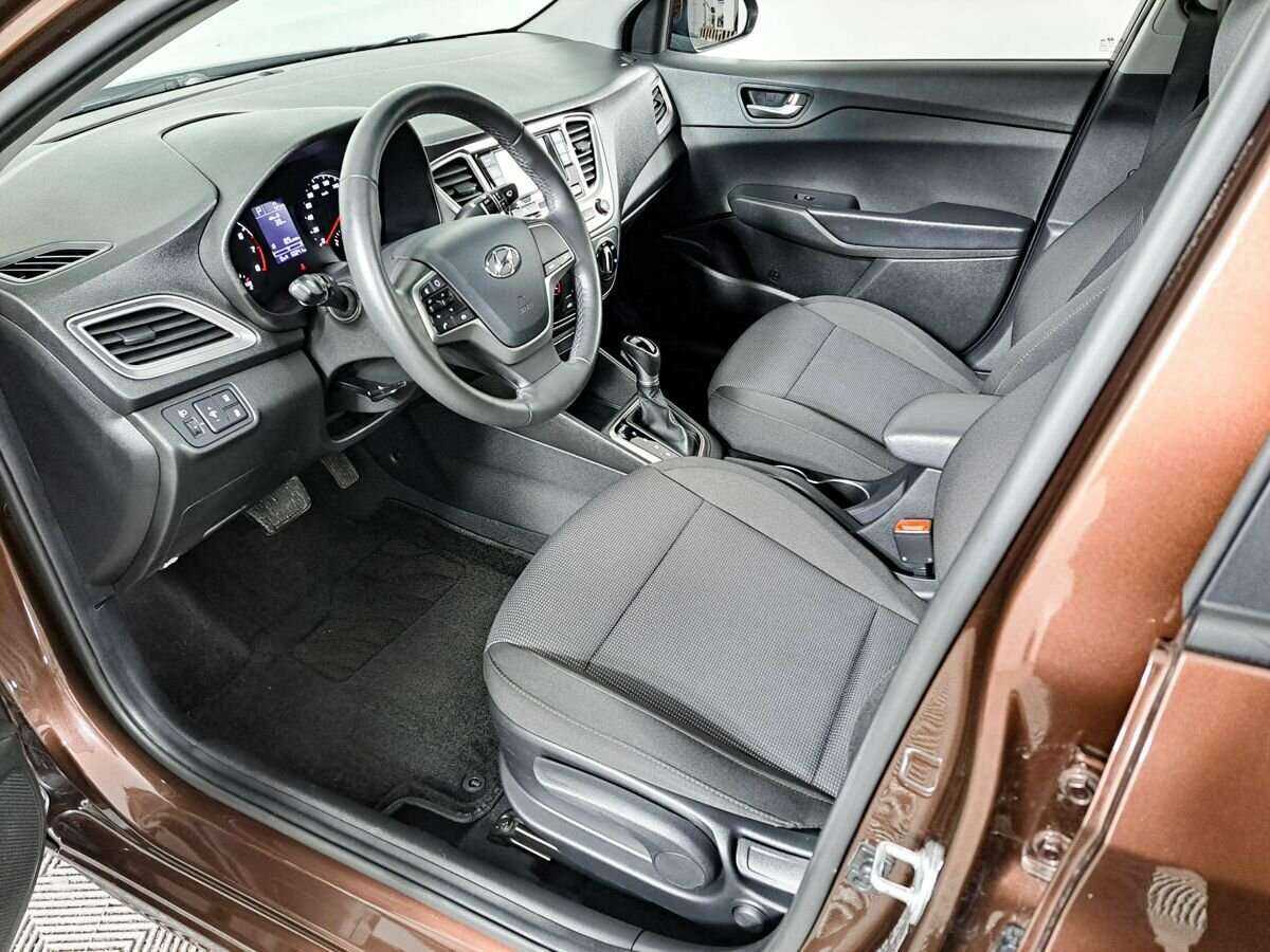 Купить Hyundai Solaris с пробегом. Фото: #13