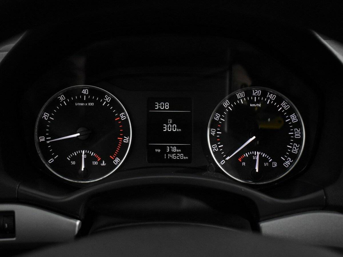 Купить Skoda Octavia с пробегом. Фото: #16