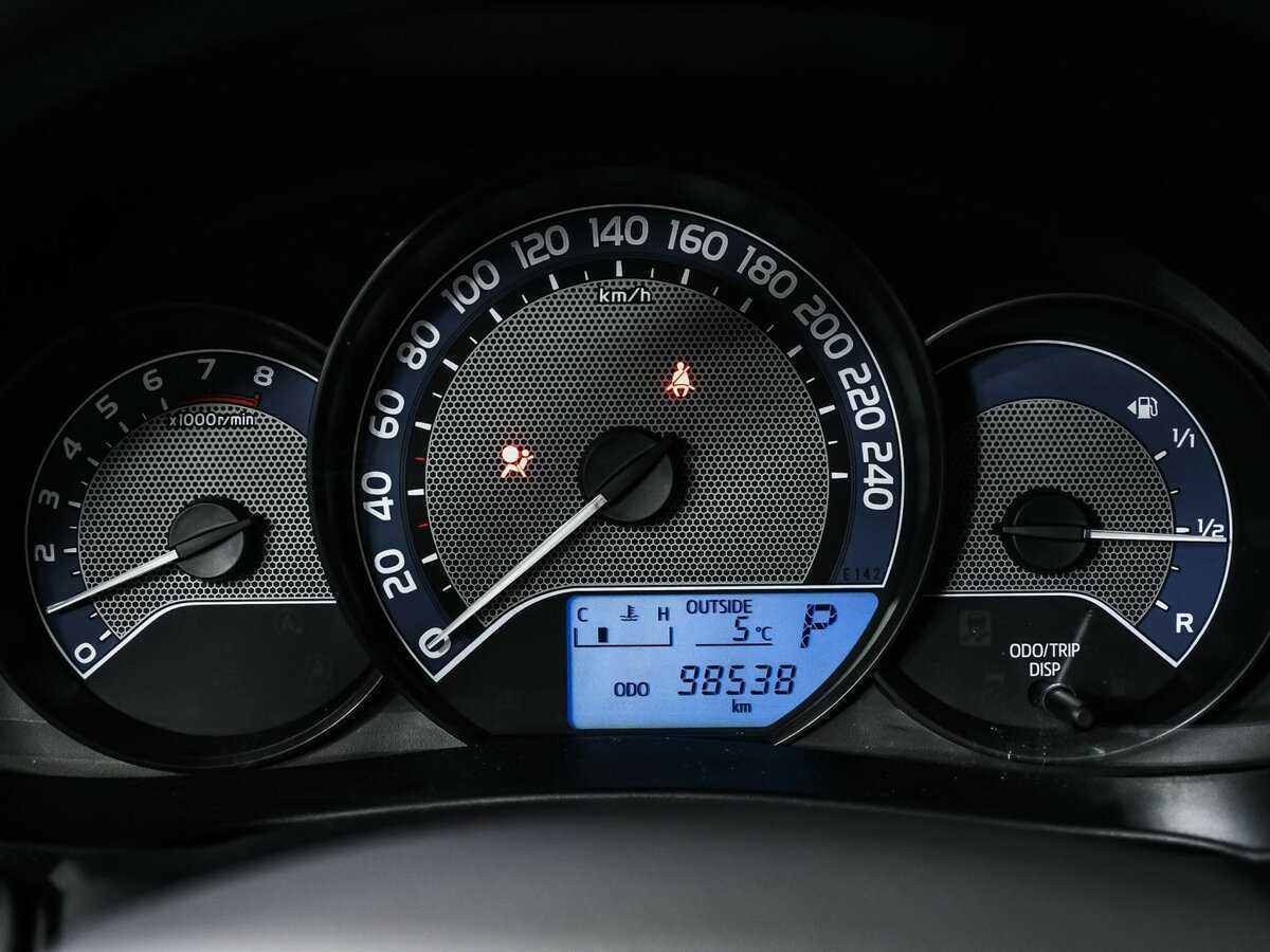 Купить Toyota Corolla с пробегом. Фото: #9