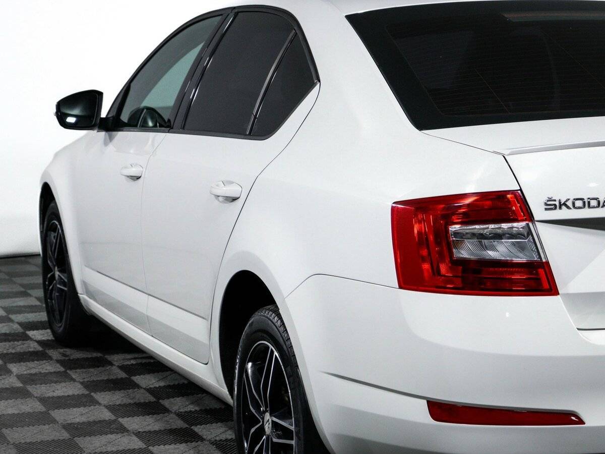 Купить Skoda Octavia с пробегом. Фото: #19