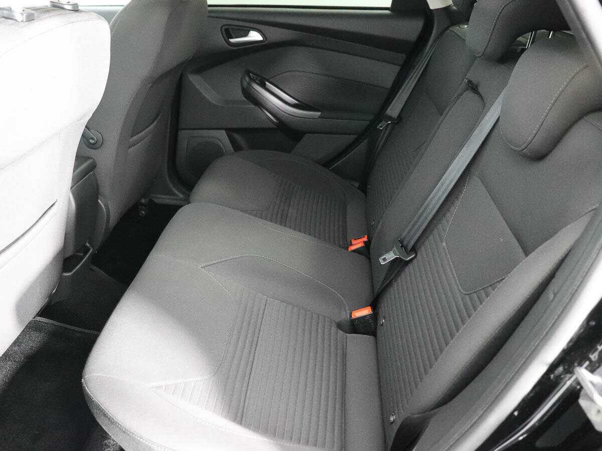 Купить Ford Focus с пробегом. Фото: #10