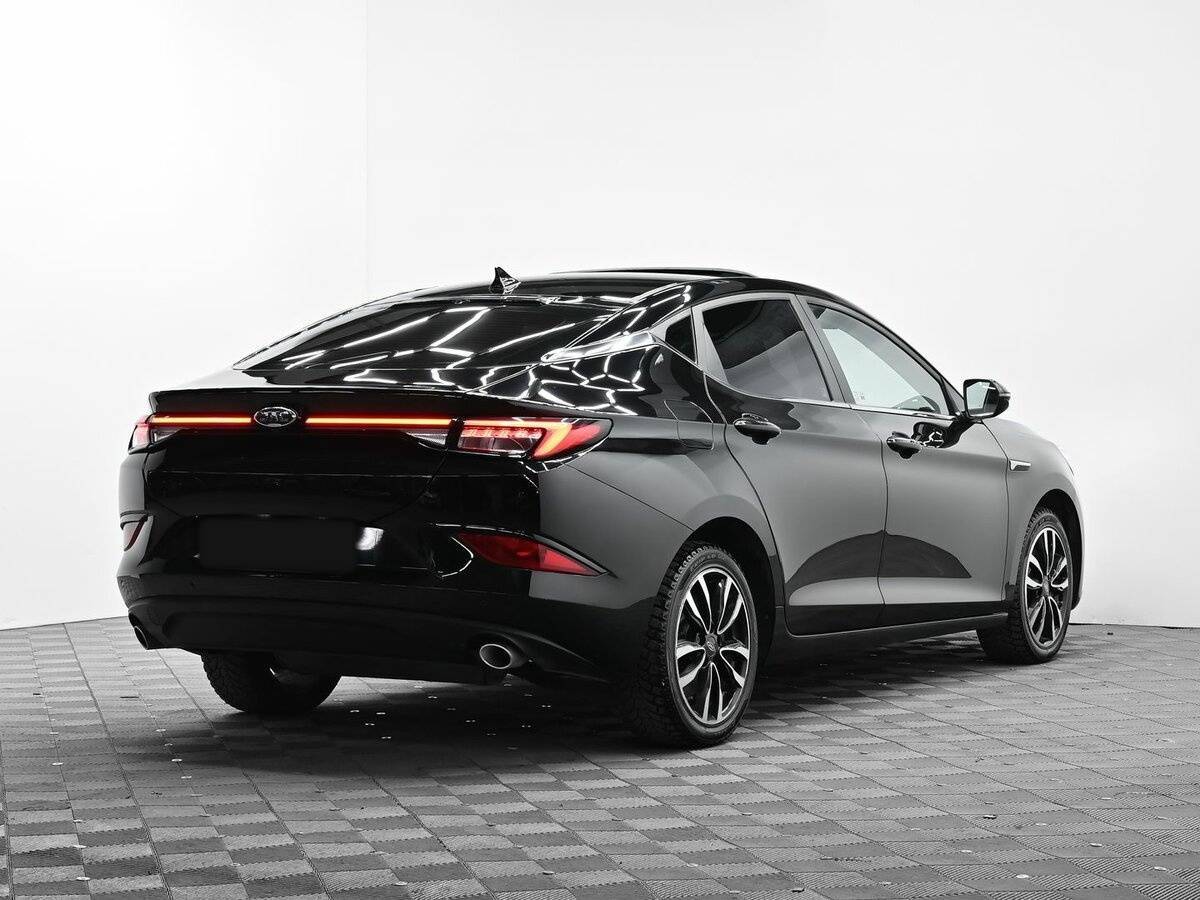 Купить JAC J7 с пробегом. Фото: #3