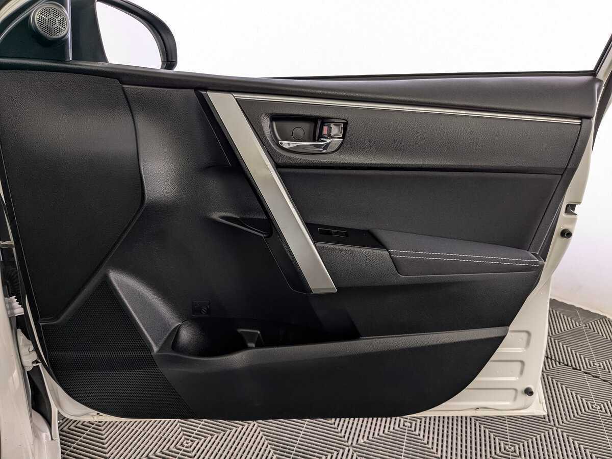 Купить Toyota Corolla с пробегом. Фото: #22