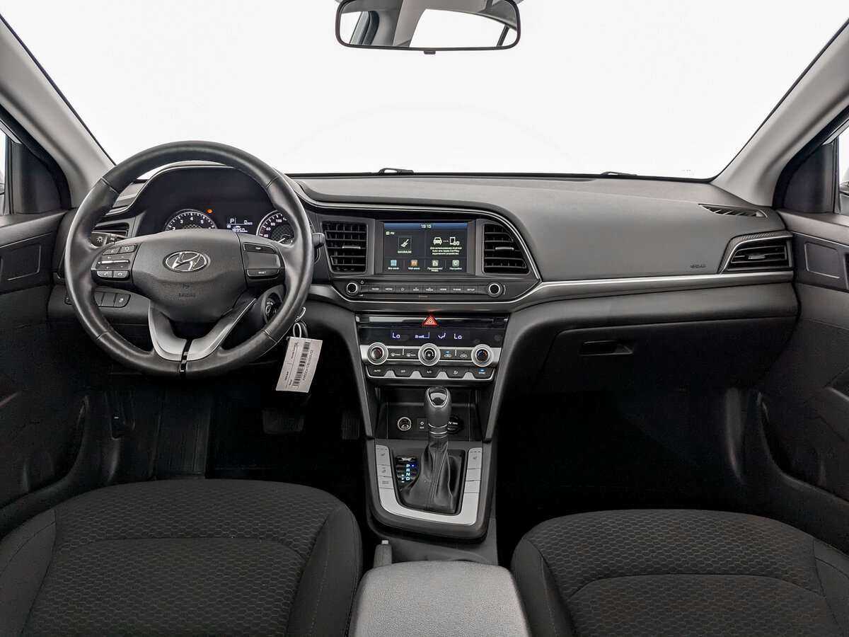 Купить Hyundai Elantra с пробегом. Фото: #11