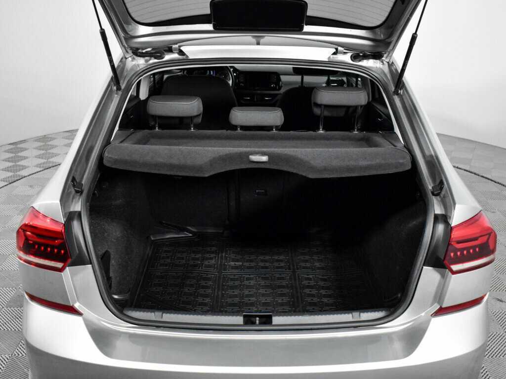 Купить Volkswagen Polo с пробегом. Фото: #21