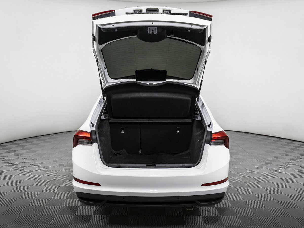 Купить Skoda Rapid с пробегом. Фото: #15