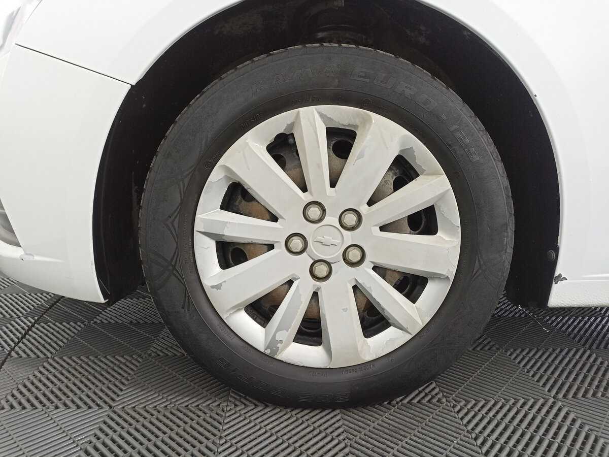 Купить Chevrolet Cruze с пробегом. Фото: #16