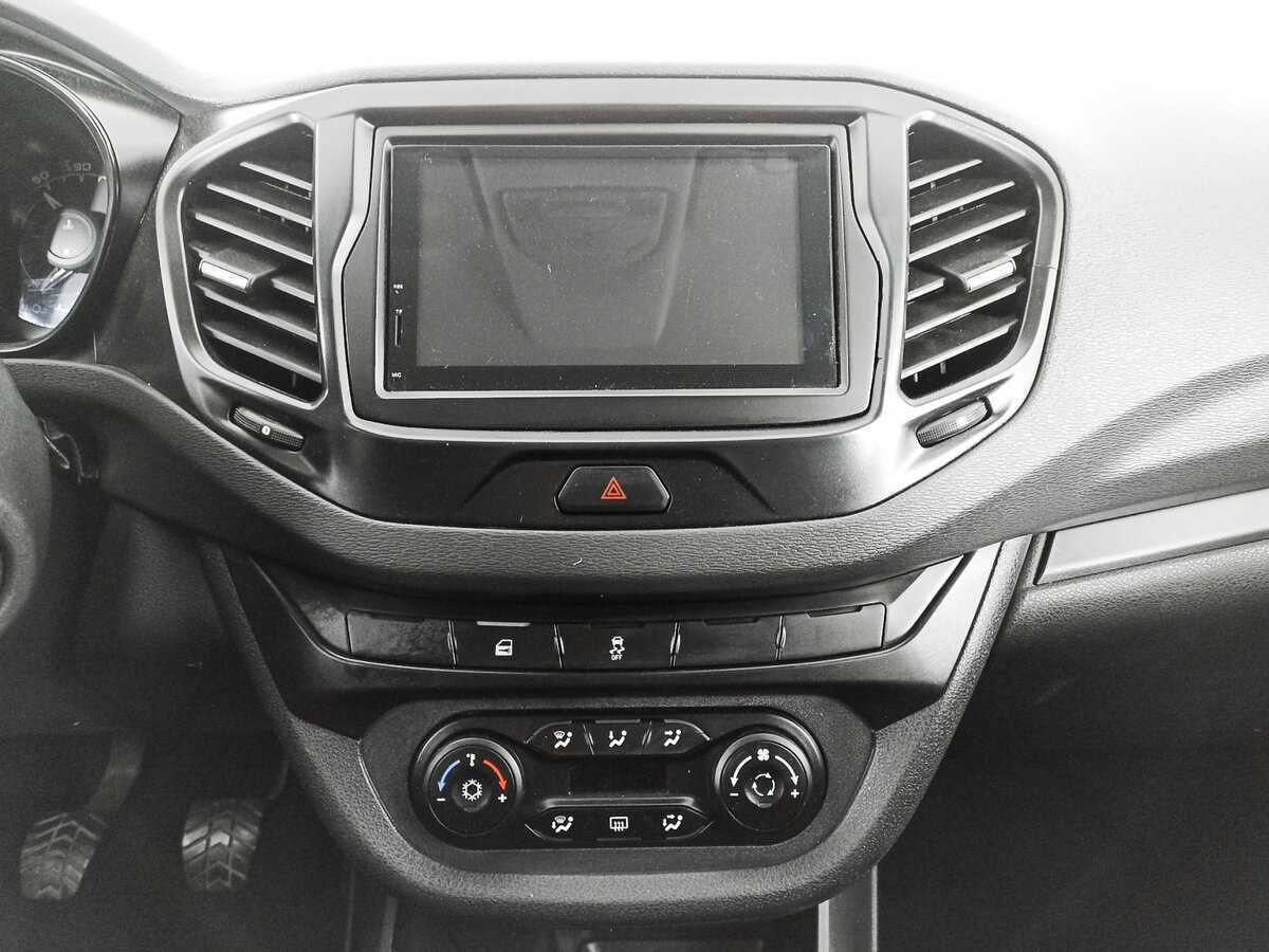 Купить Lada (ВАЗ) Vesta с пробегом. Фото: #12