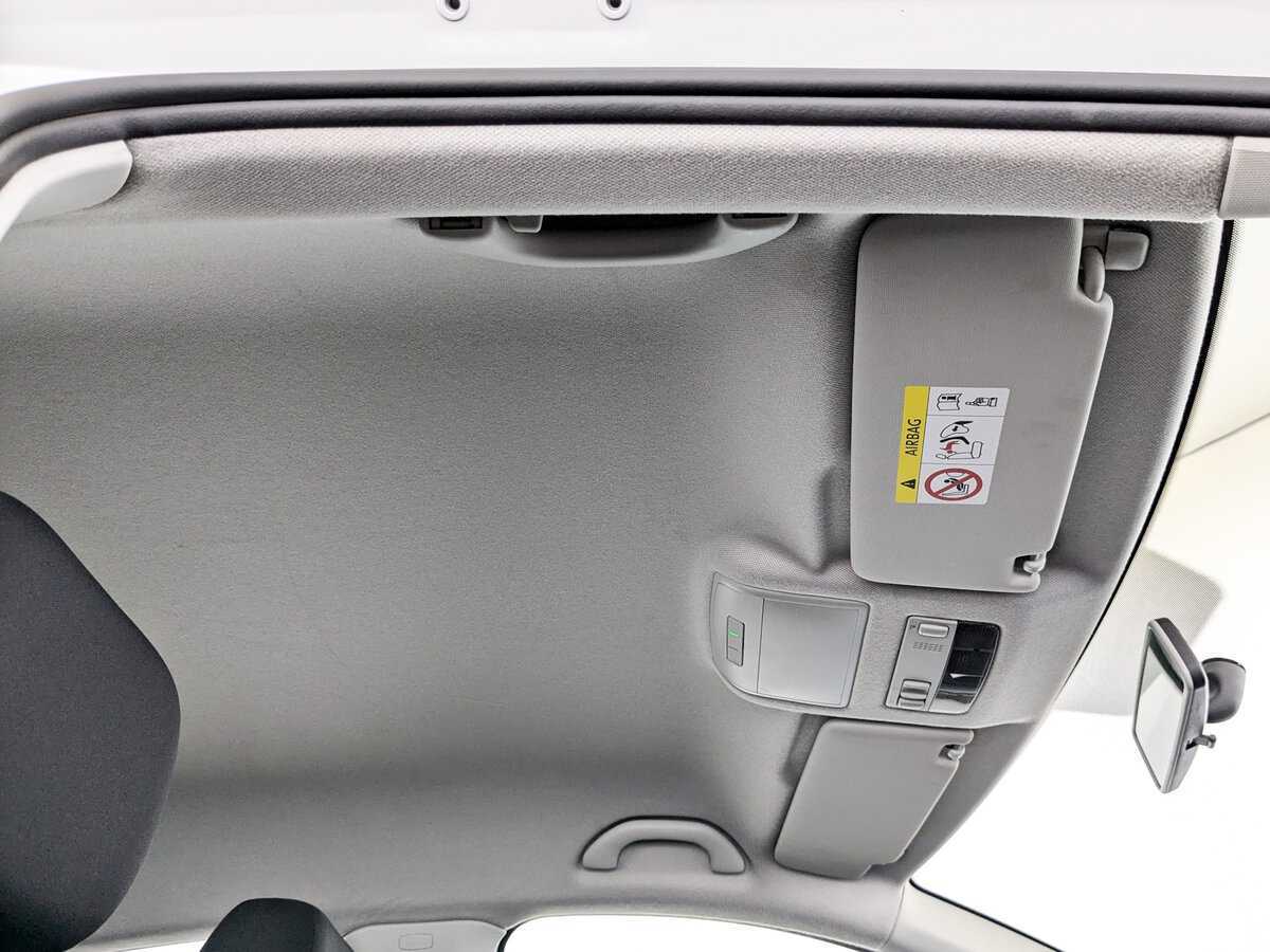 Купить Volkswagen Polo с пробегом. Фото: #17