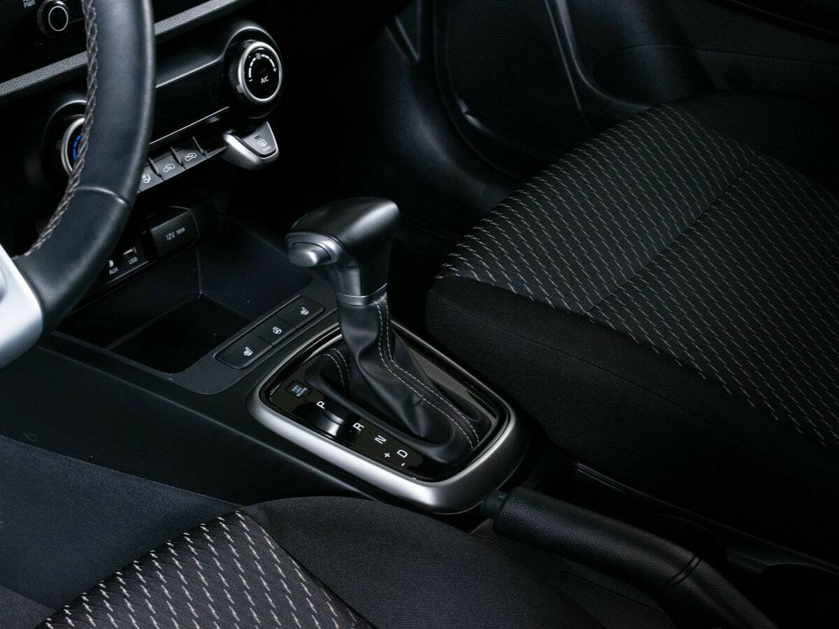 Купить Kia Rio с пробегом. Фото: #14