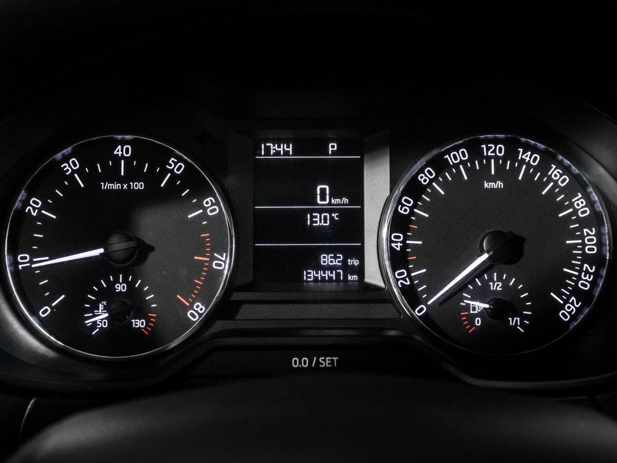 Купить Skoda Octavia с пробегом. Фото: #7