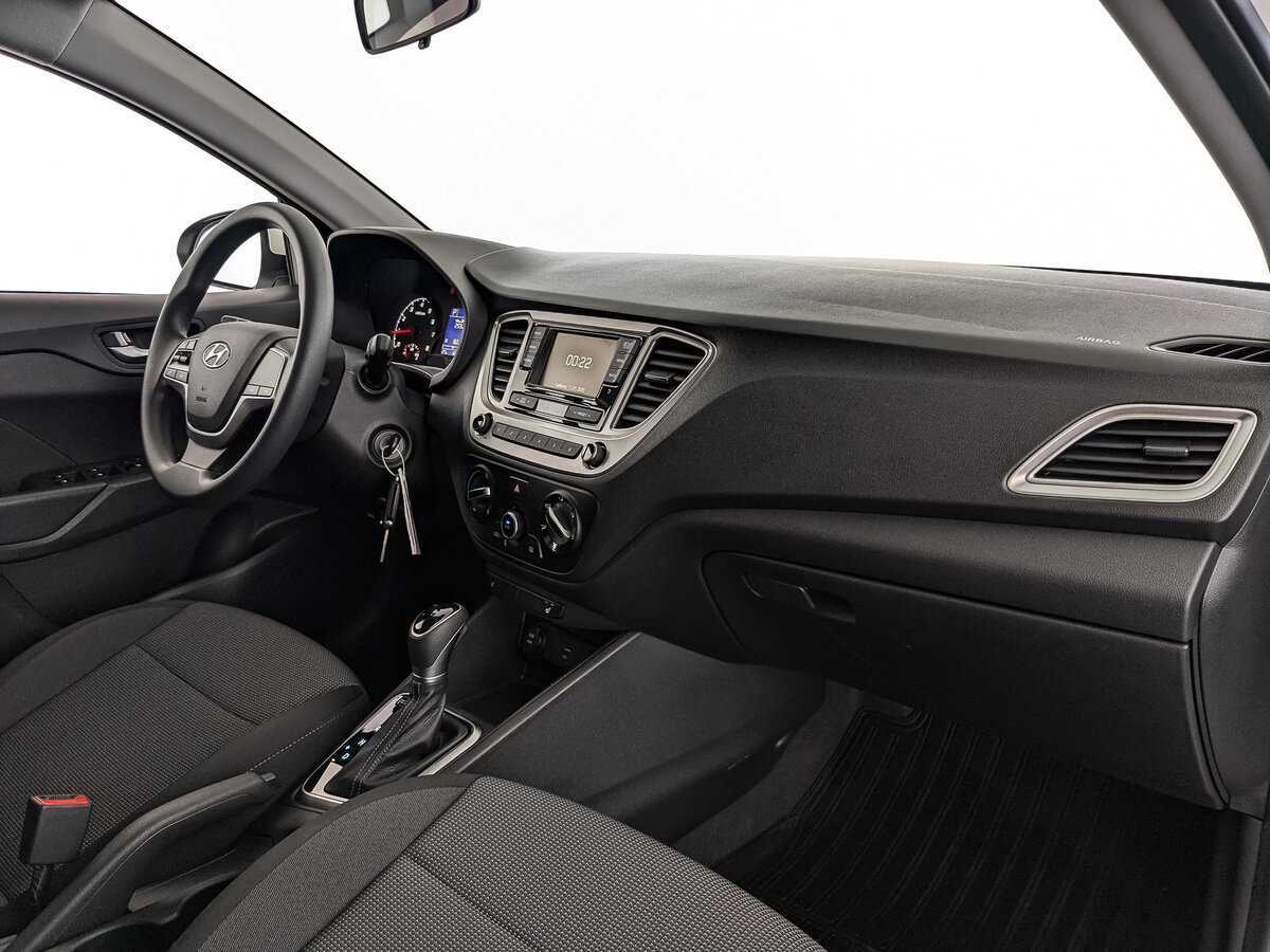 Купить Hyundai Solaris с пробегом. Фото: #8