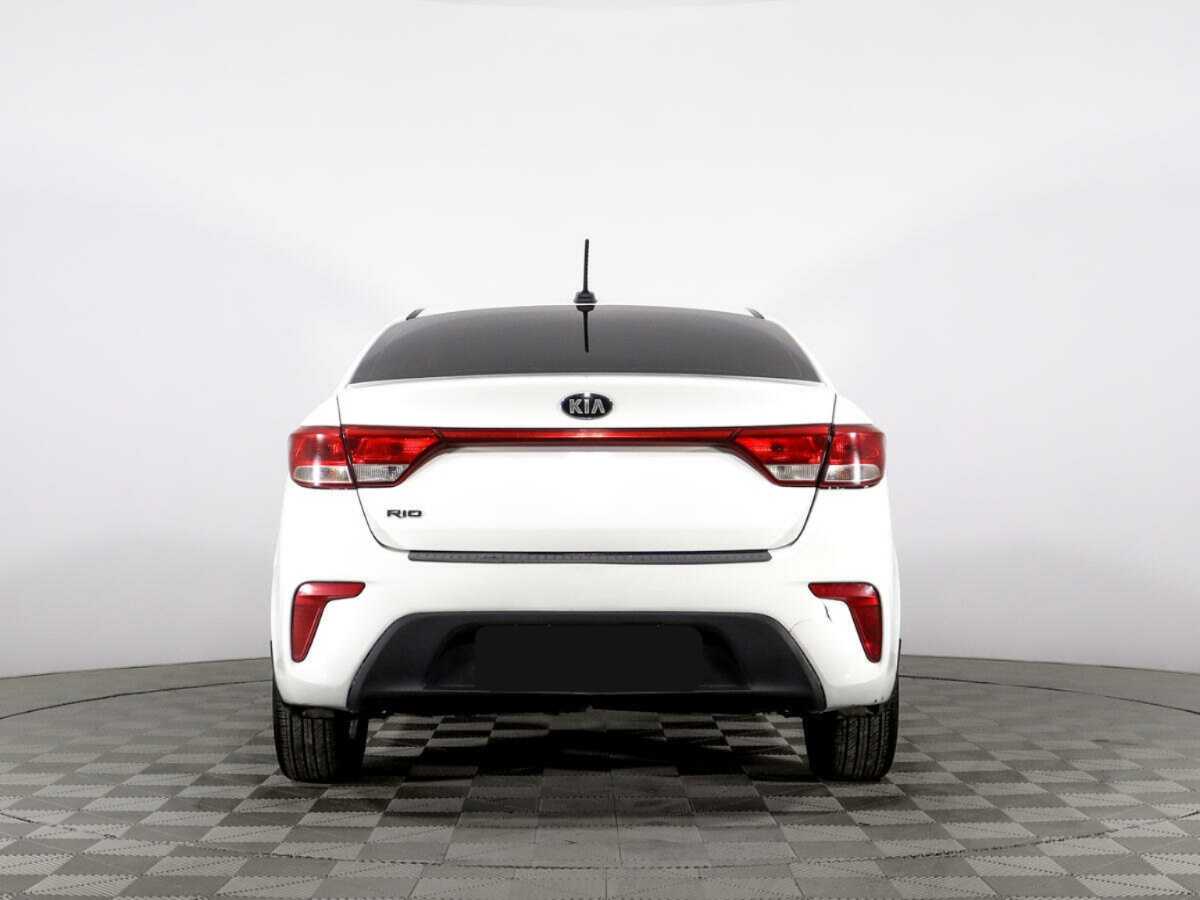 Купить Kia Rio с пробегом. Фото: #5