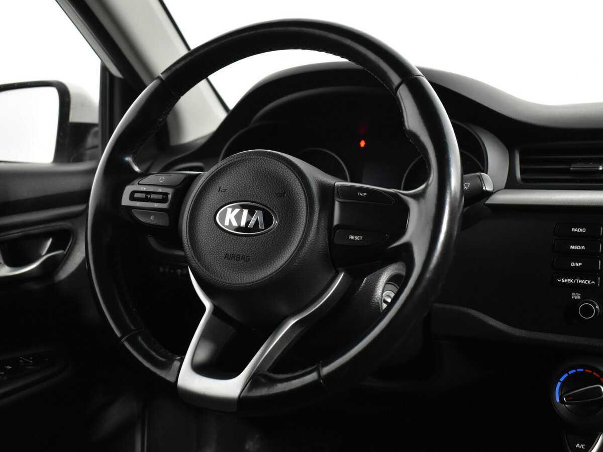 Купить Kia Rio с пробегом. Фото: #11