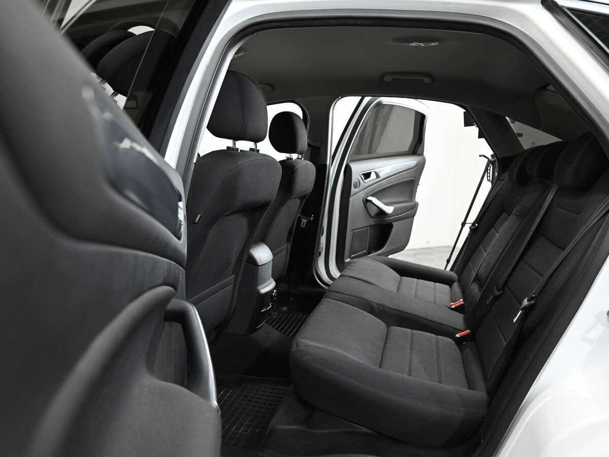 Купить Ford Mondeo с пробегом. Фото: #11