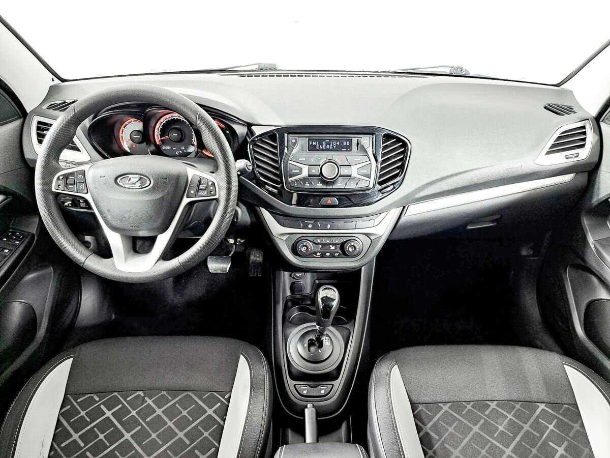 Купить Lada (ВАЗ) Vesta с пробегом. Фото: #11