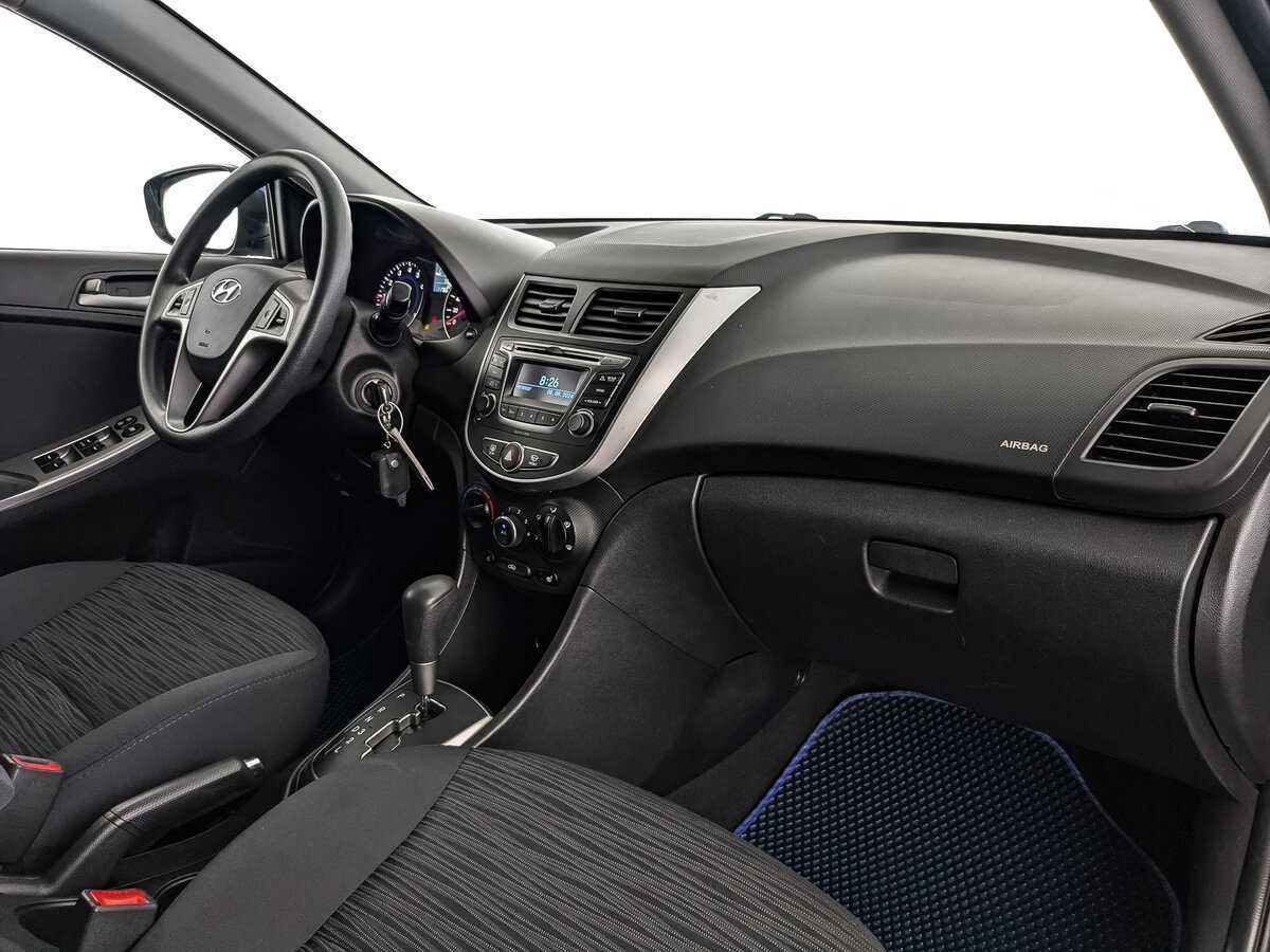 Купить Hyundai Solaris с пробегом. Фото: #8