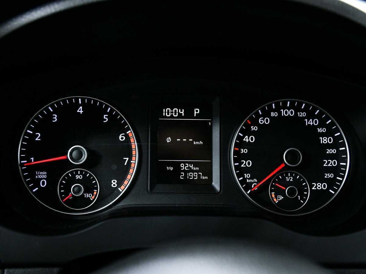 Купить Volkswagen Jetta с пробегом. Фото: #9