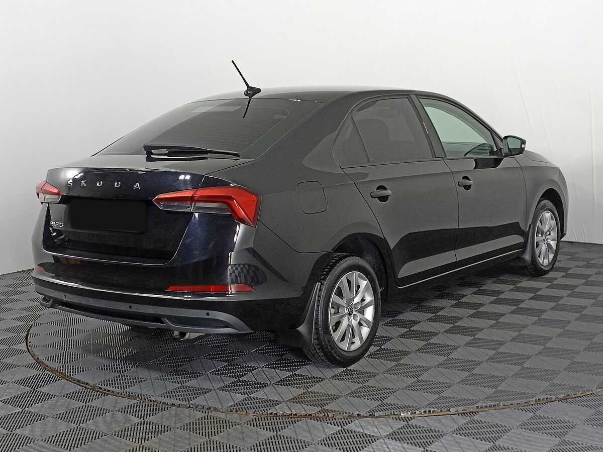 Купить Skoda Rapid с пробегом. Фото: #4