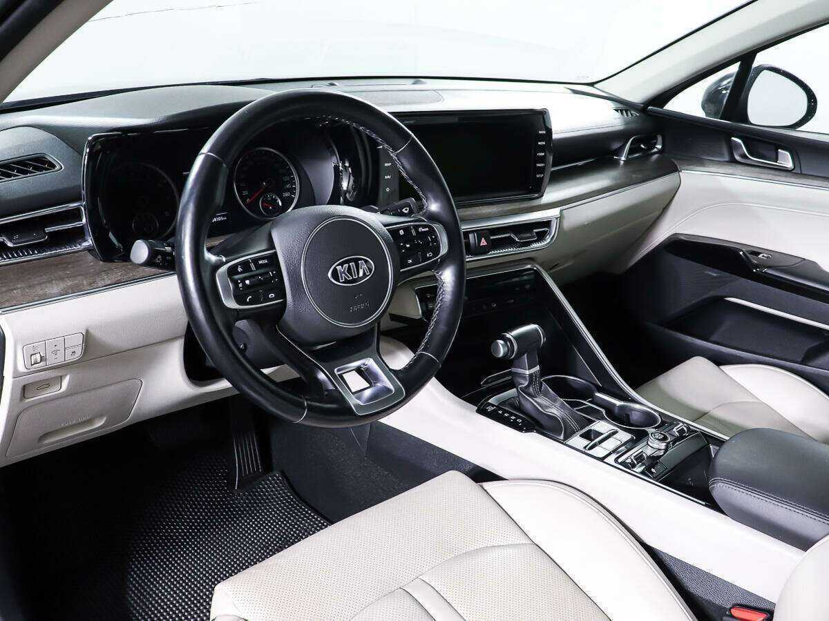 Купить Kia K5 с пробегом. Фото: #12