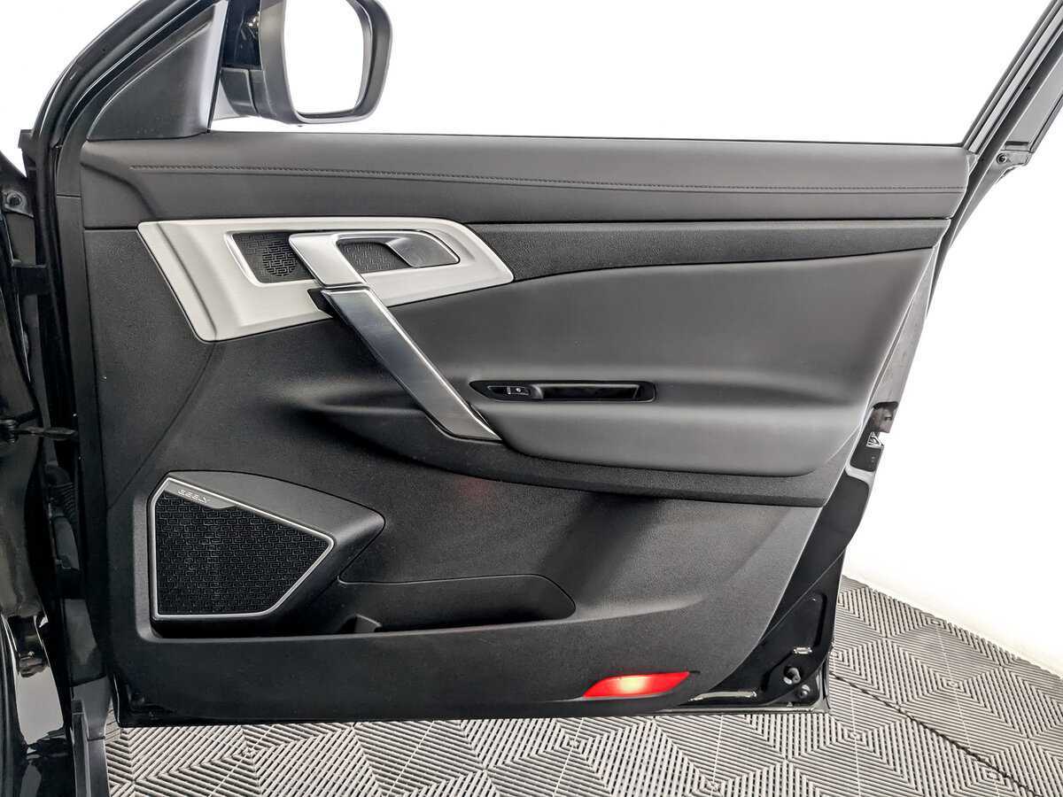 Купить Geely Atlas с пробегом. Фото: #23