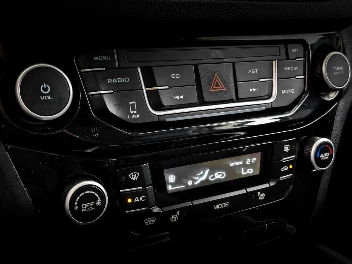 Купить Geely Emgrand X7 с пробегом. Фото: #24