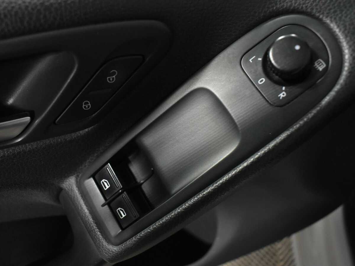 Купить Volkswagen Golf с пробегом. Фото: #12