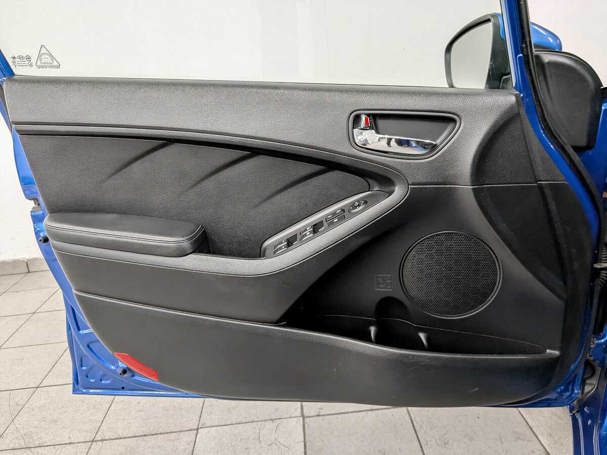 Купить Kia Cerato с пробегом. Фото: #18