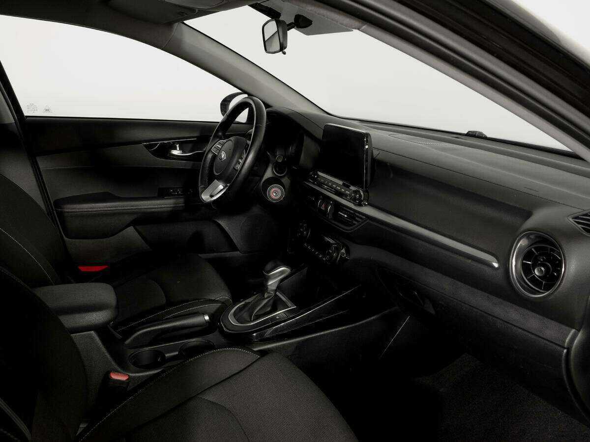 Купить Kia Cerato с пробегом. Фото: #8