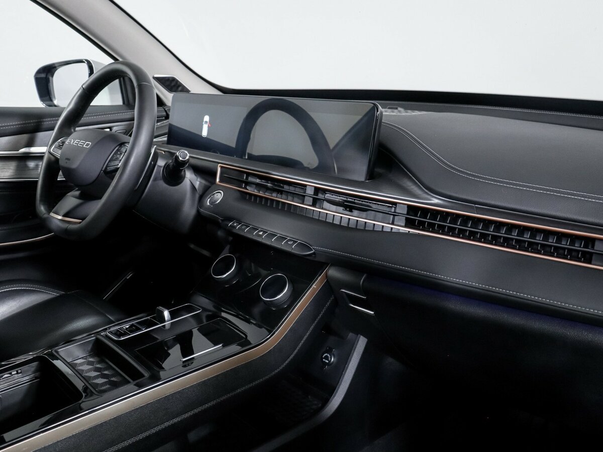 Купить EXEED LX с пробегом. Фото: #8