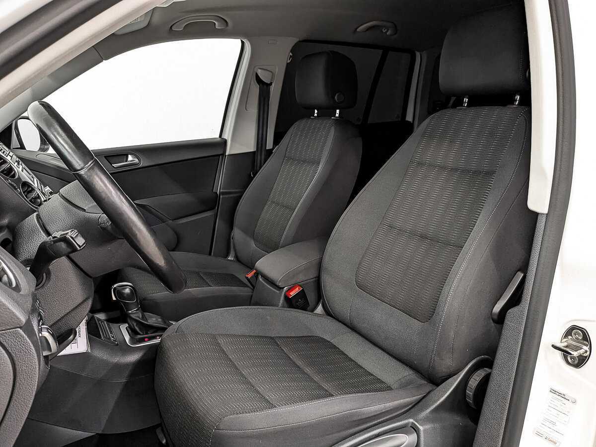 Купить Volkswagen Tiguan с пробегом. Фото: #17