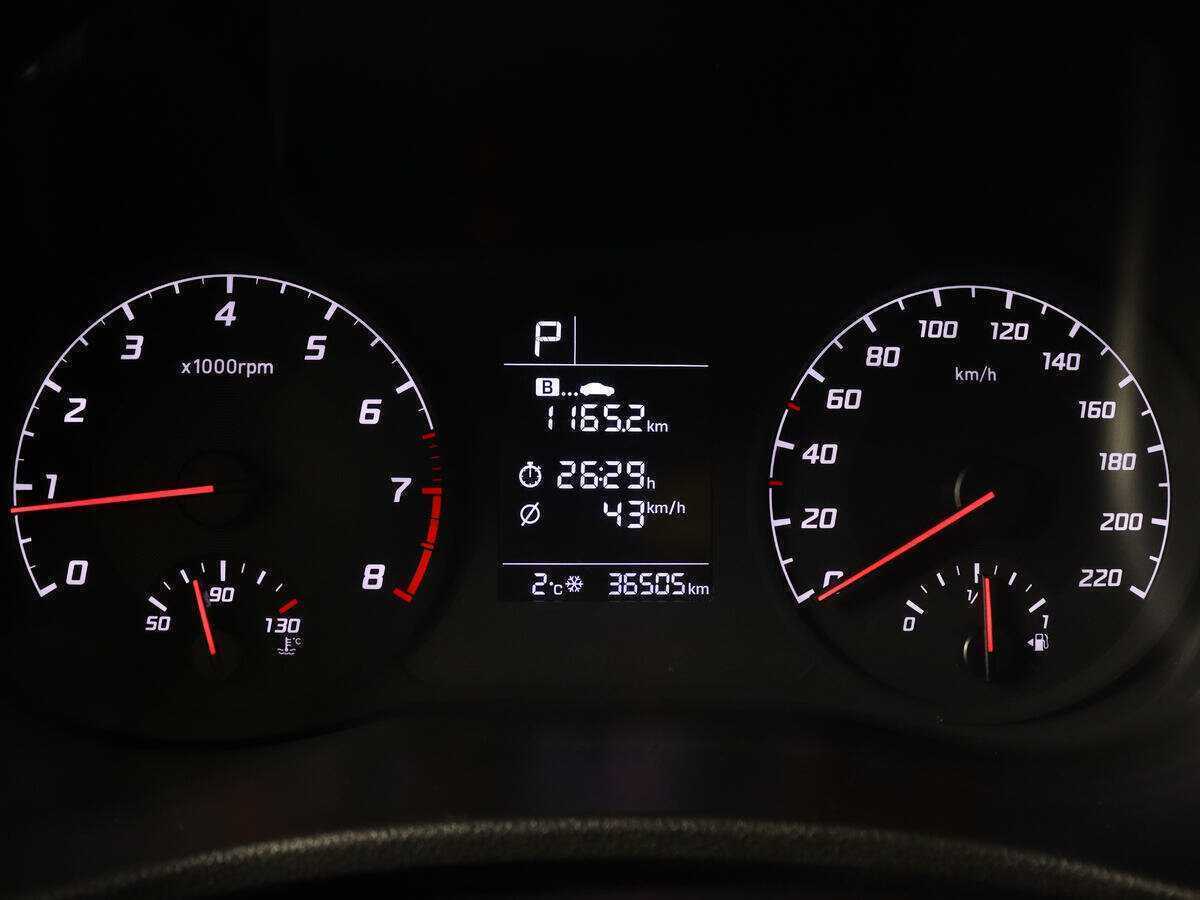 Купить Hyundai Solaris с пробегом. Фото: #8