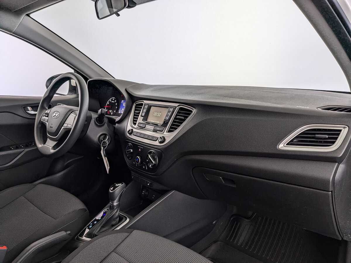 Купить Hyundai Solaris с пробегом. Фото: #8