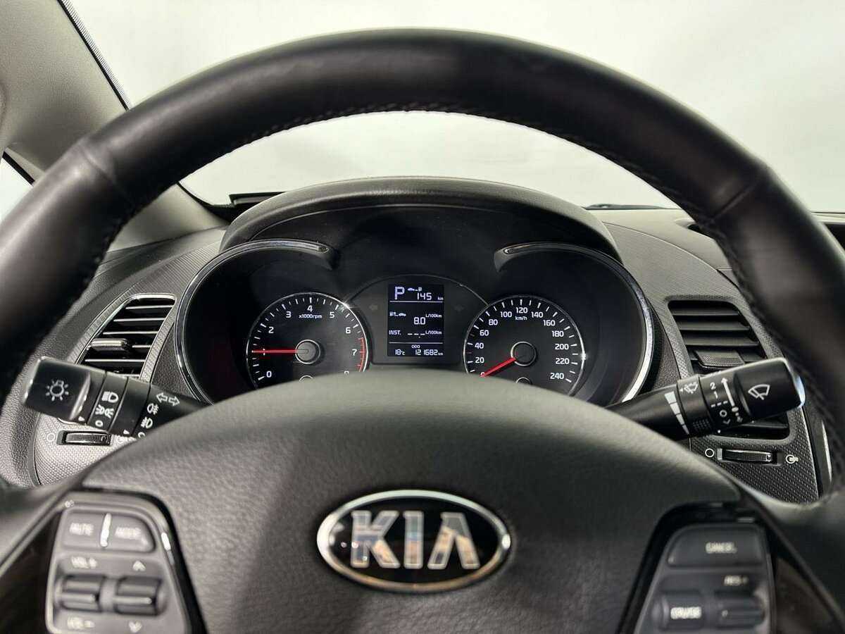 Купить Kia Cerato с пробегом. Фото: #10