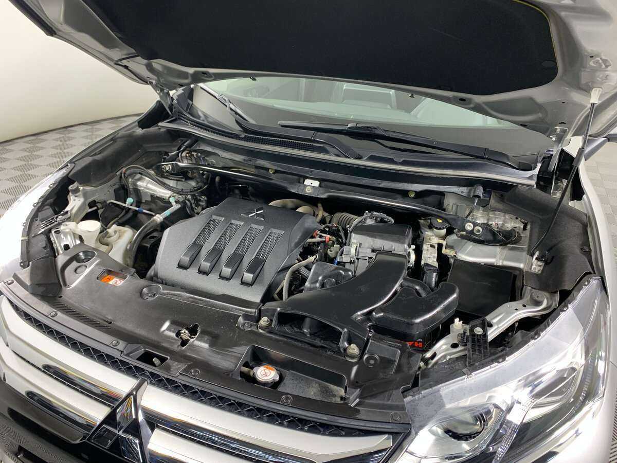 Купить Mitsubishi Eclipse Cross с пробегом. Фото: #10