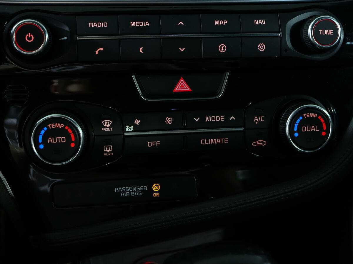 Купить Kia Optima с пробегом. Фото: #20