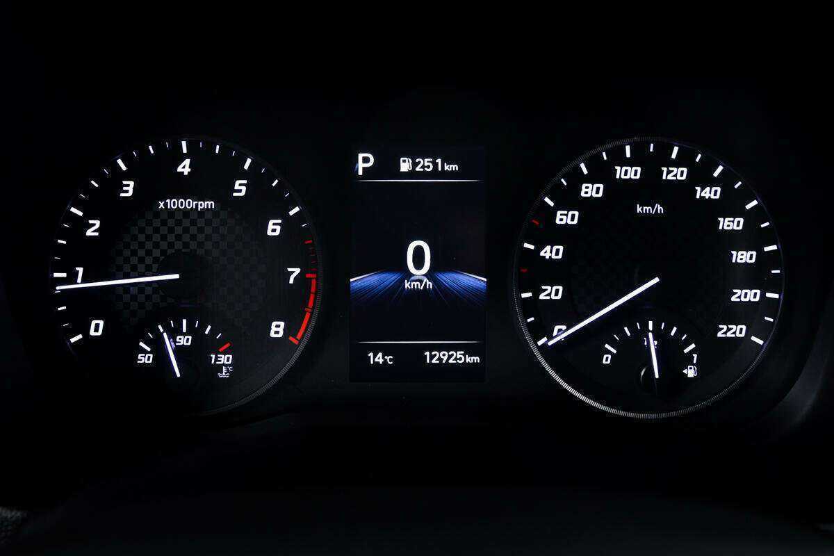 Купить Hyundai Solaris с пробегом. Фото: #9