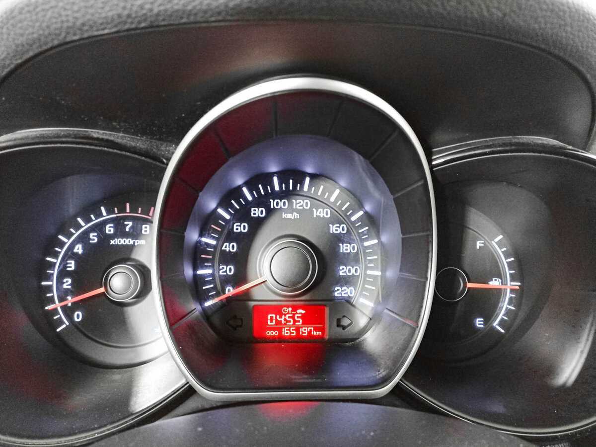 Купить Kia Rio с пробегом. Фото: #10