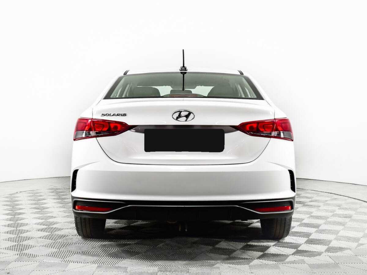 Купить Hyundai Solaris с пробегом. Фото: #4